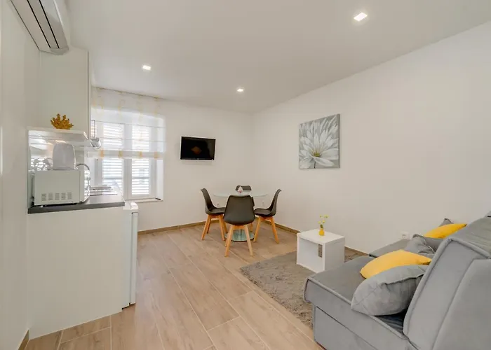 Tudor 1 Appartamento